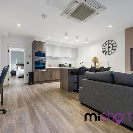 The Residence Fitzrovia - Private One Bedroom Apartment With Own Entrance Лондон Екстер'єр фото