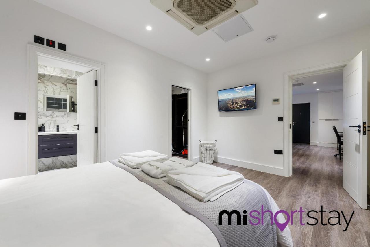 The Residence Fitzrovia - Private One Bedroom Apartment With Own Entrance Лондон Екстер'єр фото